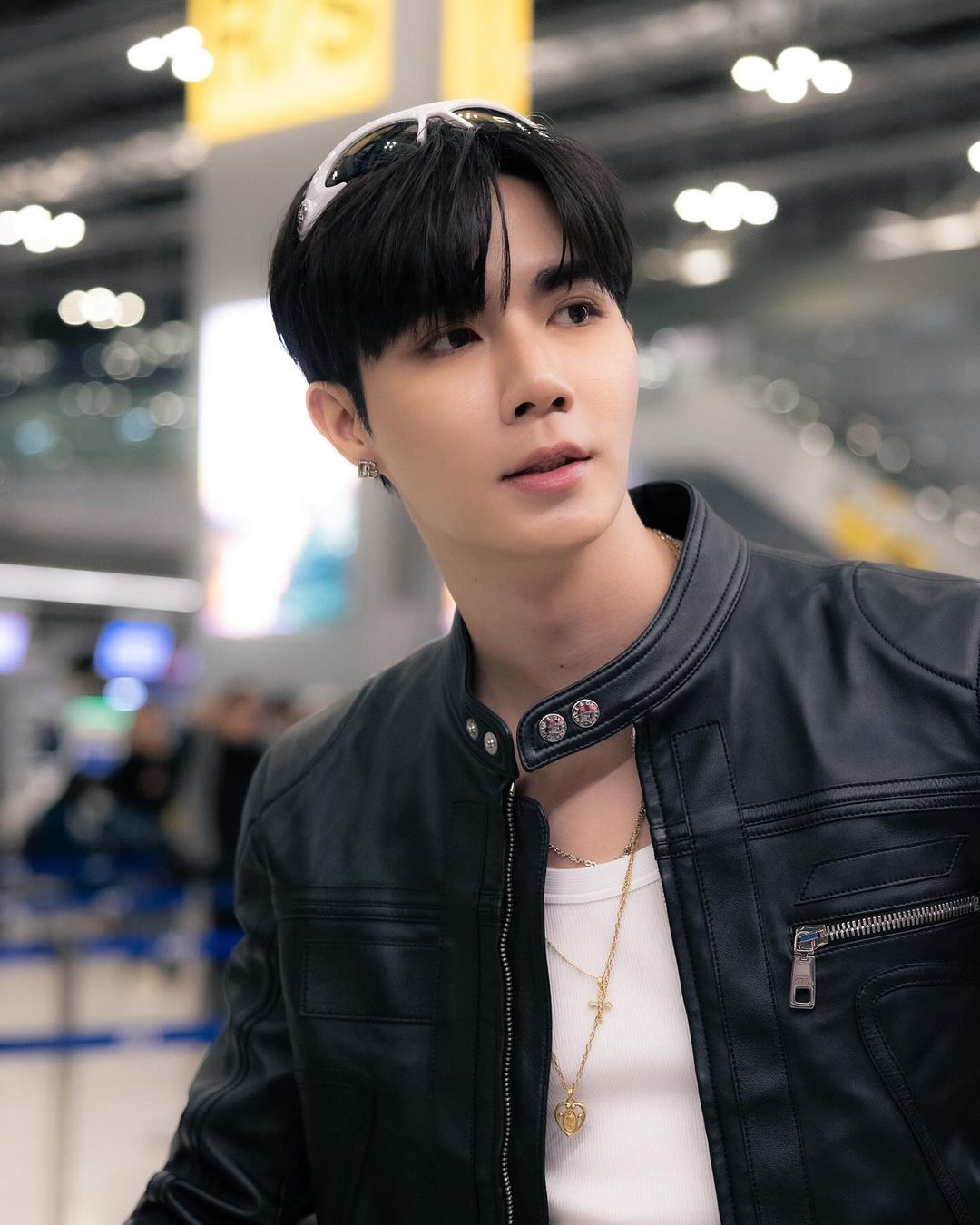 ซี - พฤกษ์ พานิช