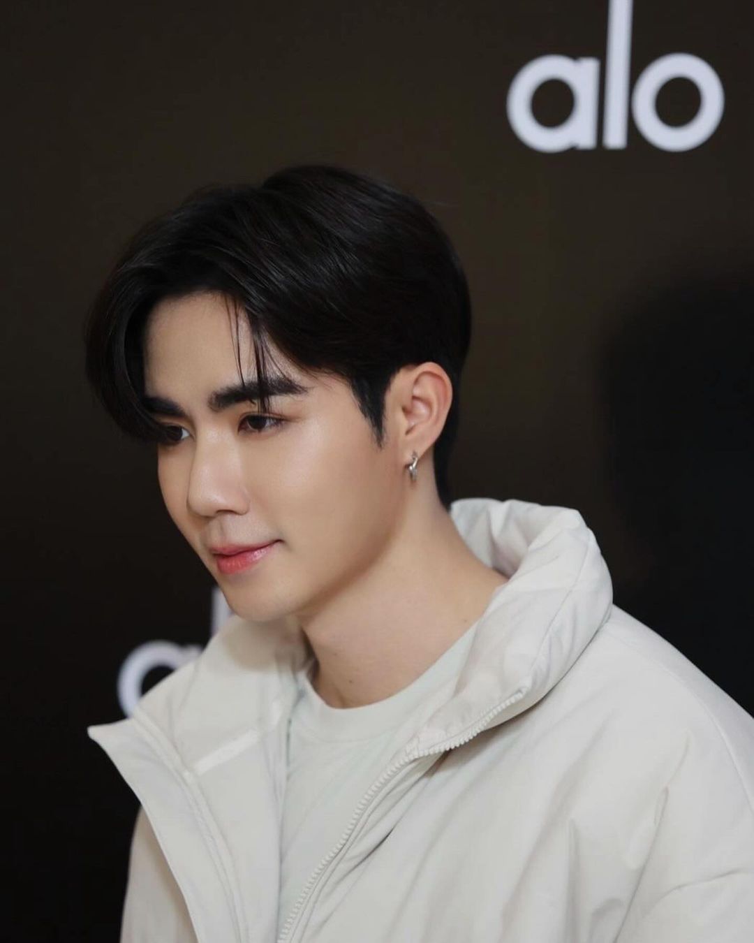 ซี - พฤกษ์ พานิช