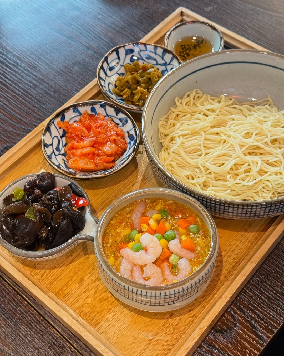 ซี - พฤกษ์ พานิช