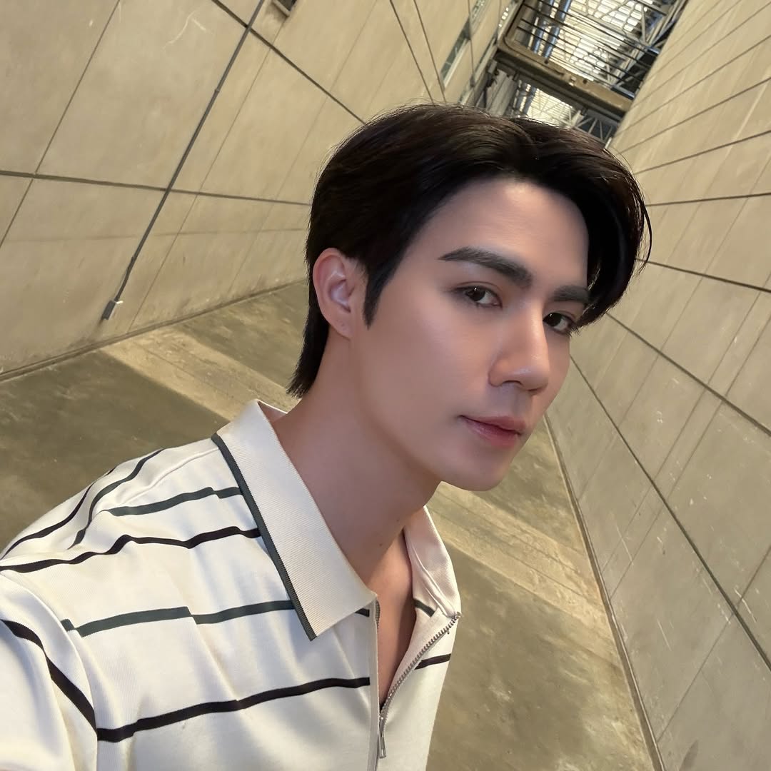 ซี - พฤกษ์ พานิช