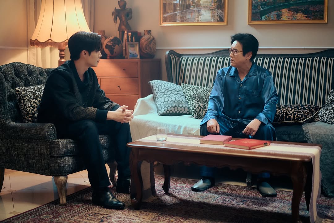 ซี - พฤกษ์ พานิช