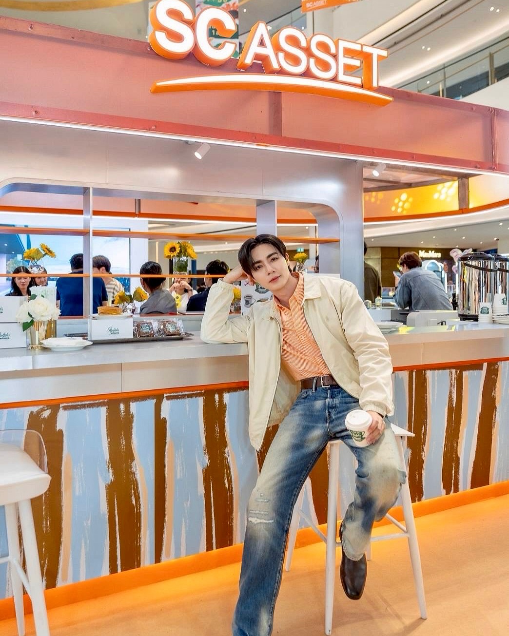 ซี - พฤกษ์ พานิช