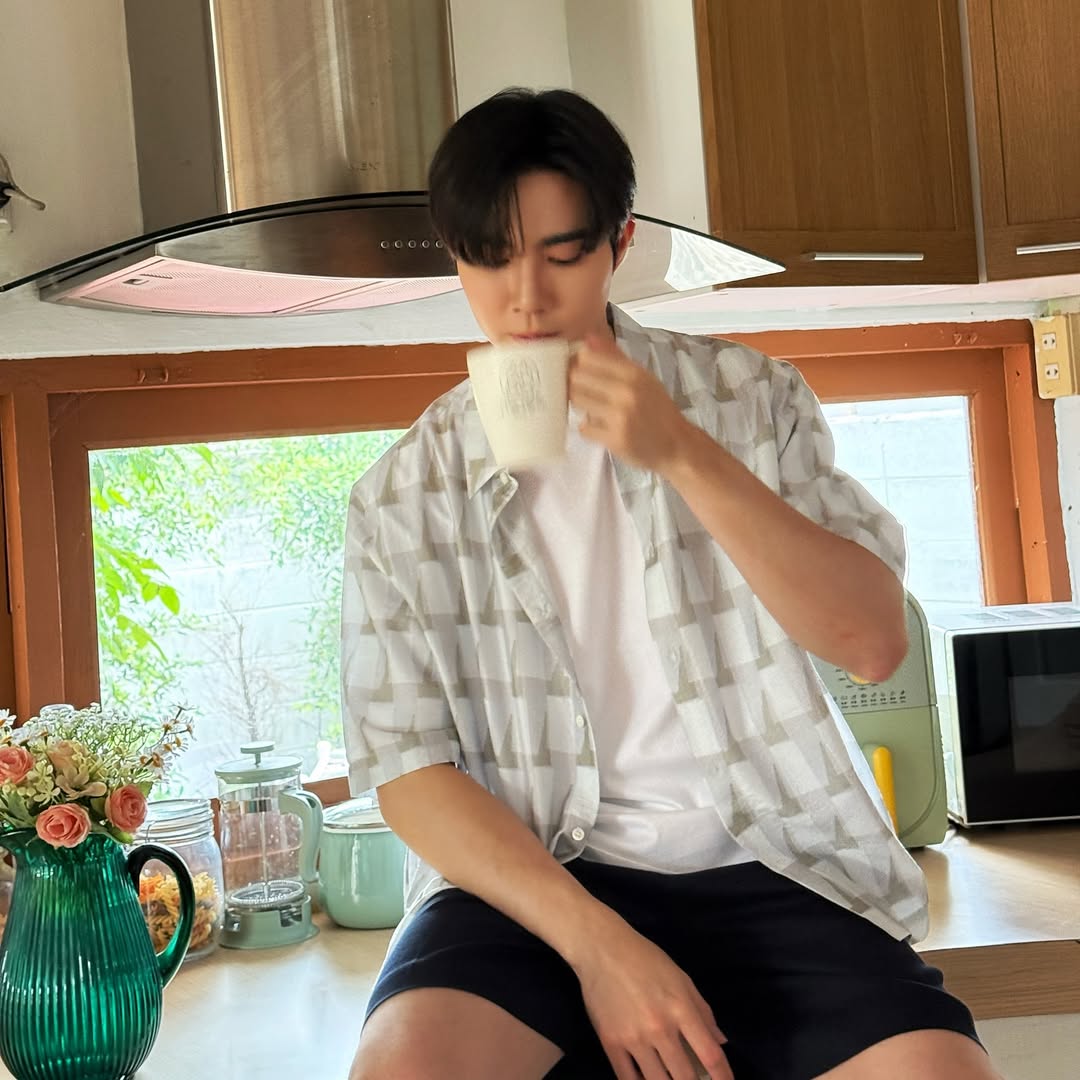 ซี - พฤกษ์ พานิช