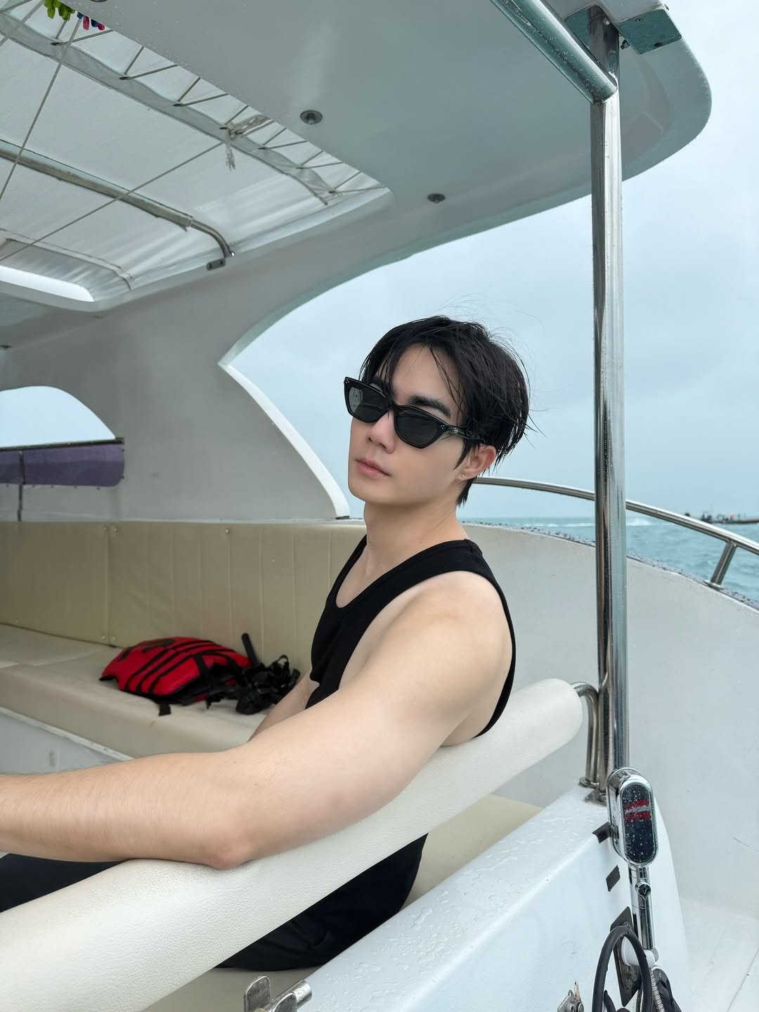 ซี - พฤกษ์ พานิช