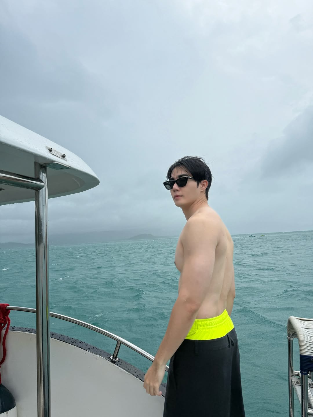 ซี - พฤกษ์ พานิช