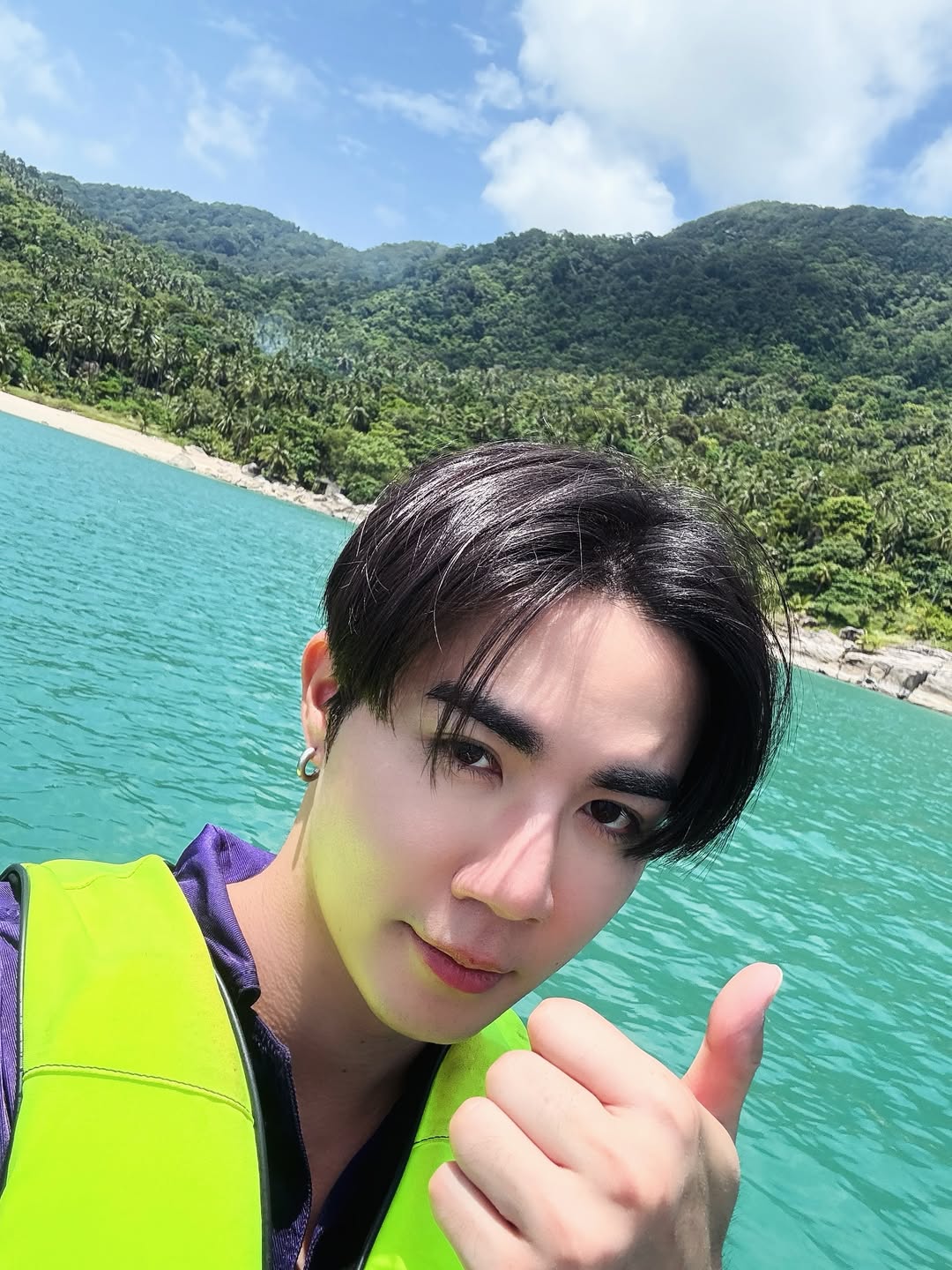 ซี - พฤกษ์ พานิช