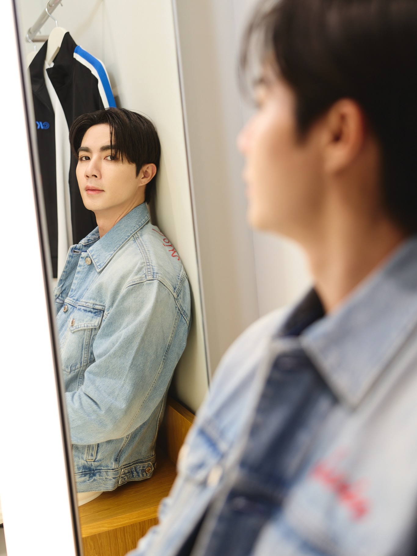 ซี - พฤกษ์ พานิช