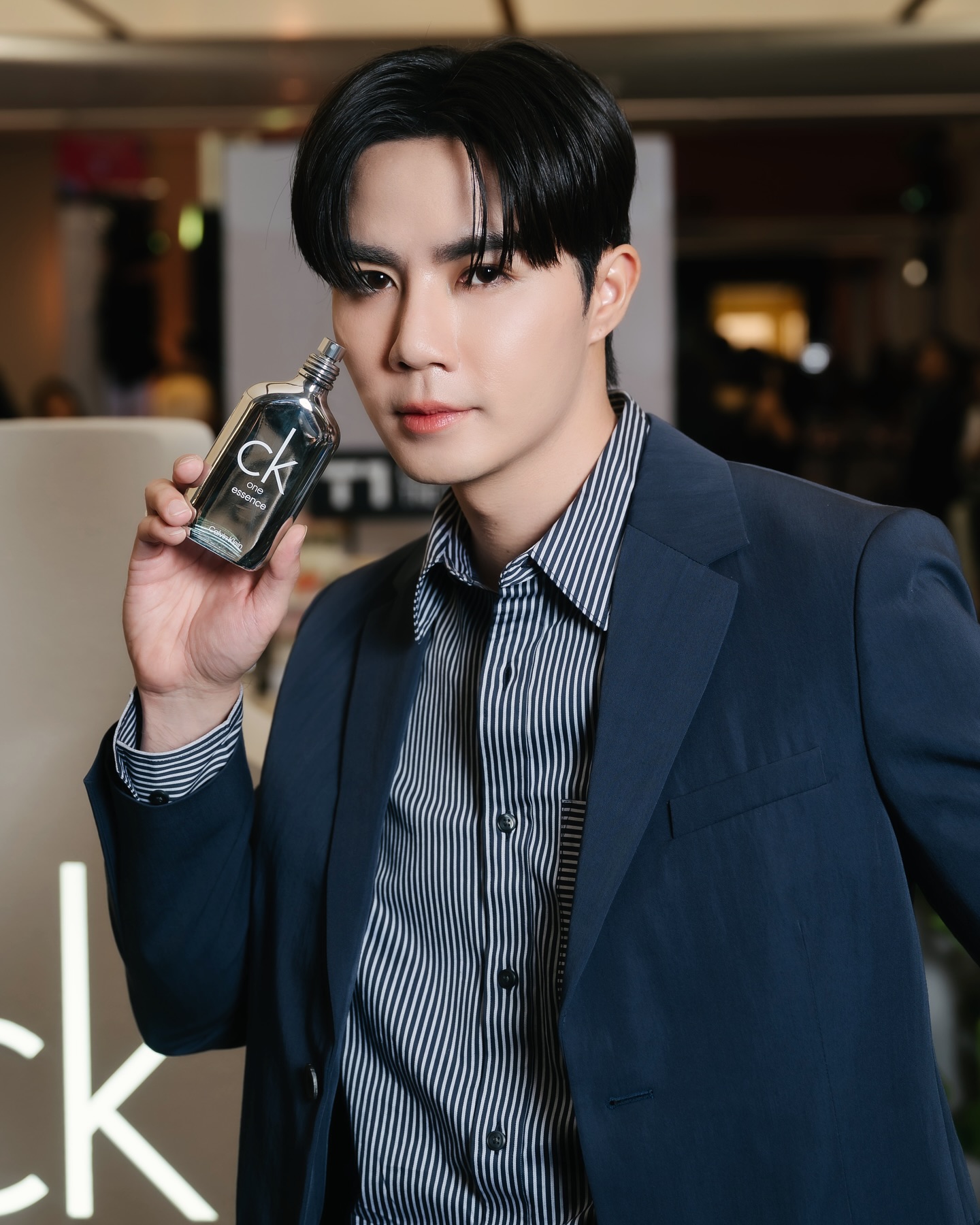 ซี - พฤกษ์ พานิช