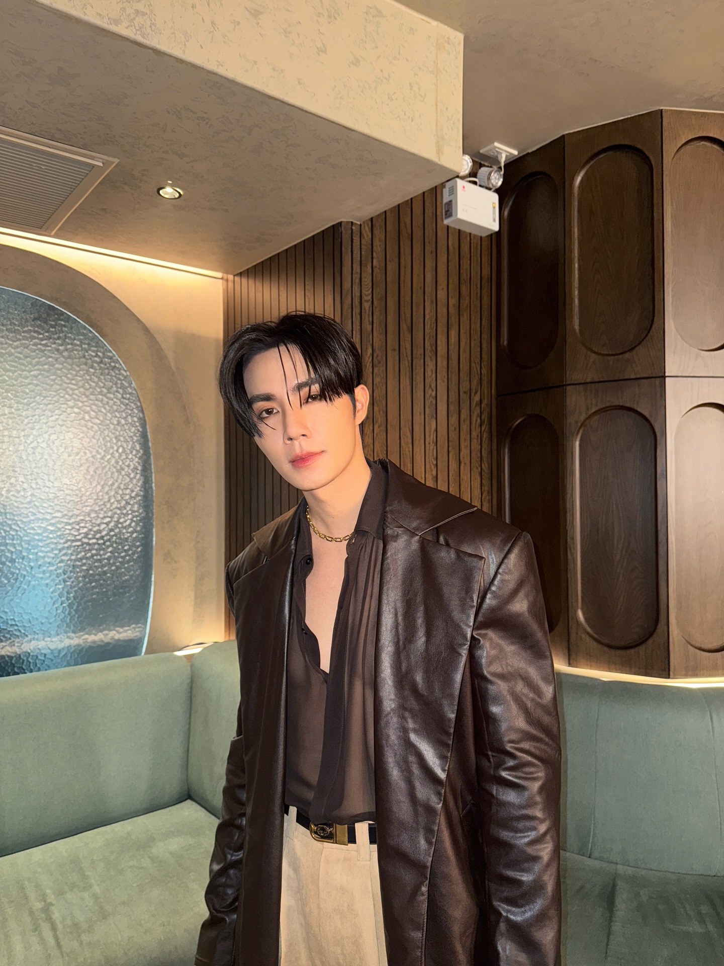 ซี - พฤกษ์ พานิช