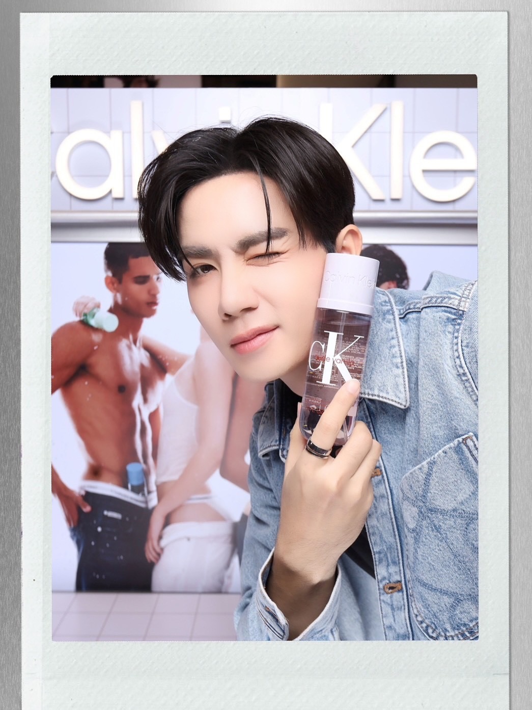 ซี - พฤกษ์ พานิช