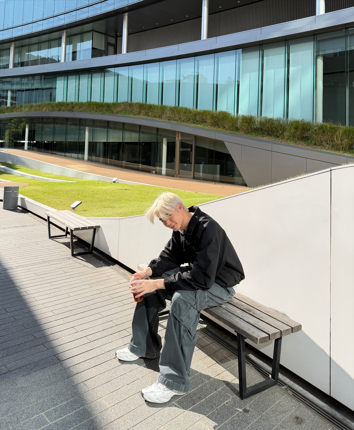 ซี - พฤกษ์ พานิช