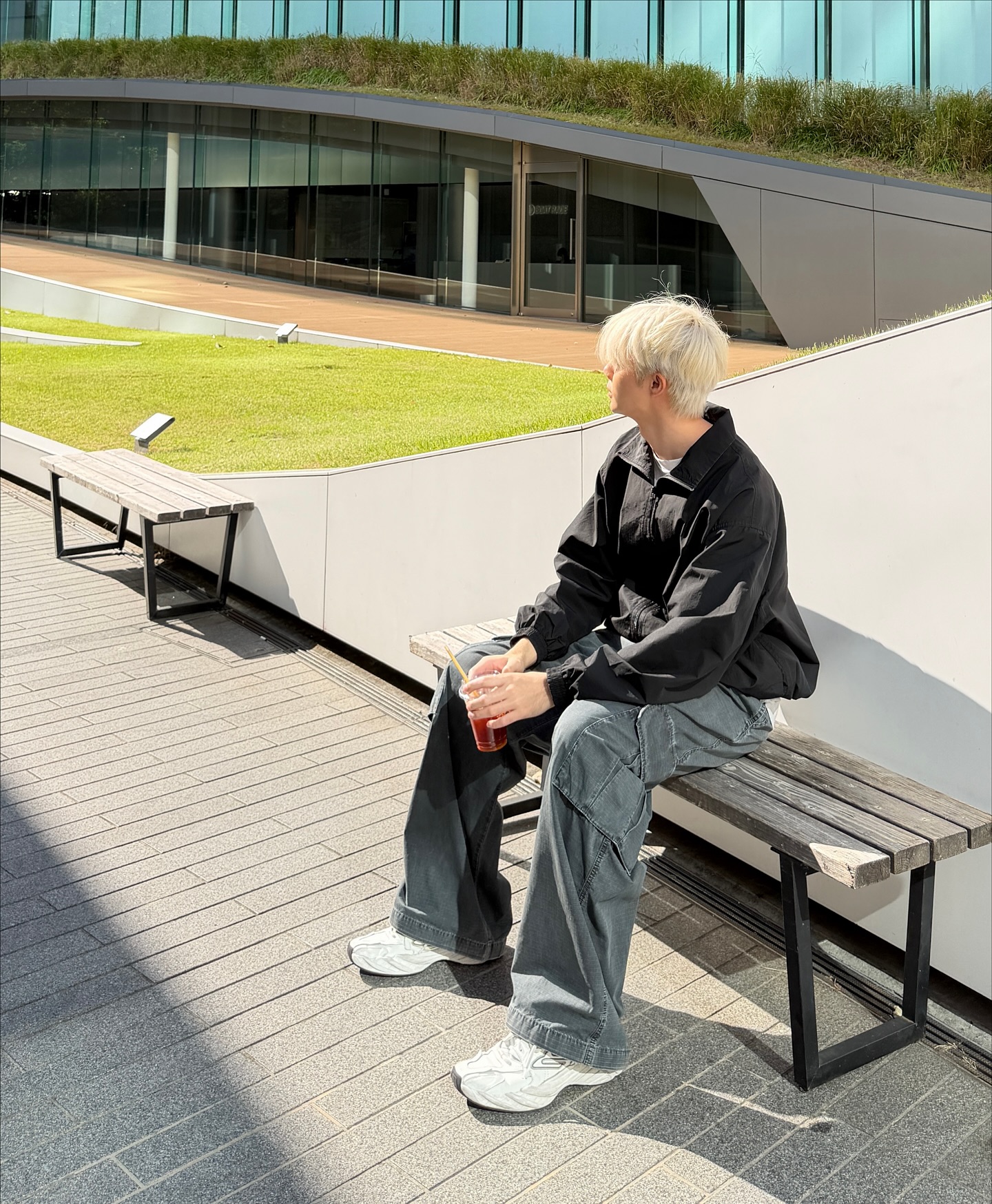 ซี - พฤกษ์ พานิช