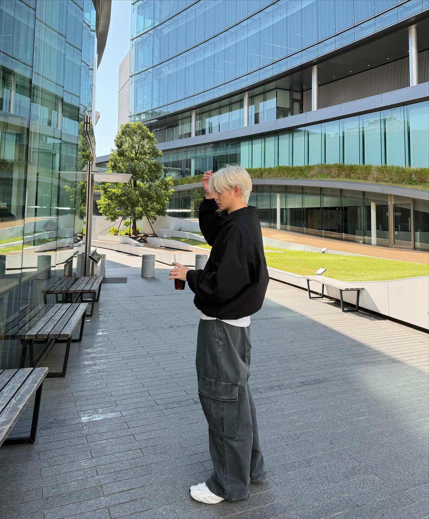 ซี - พฤกษ์ พานิช