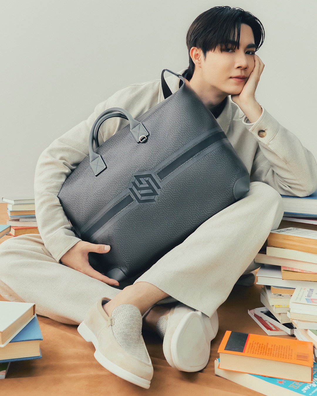 ซี - พฤกษ์ พานิช