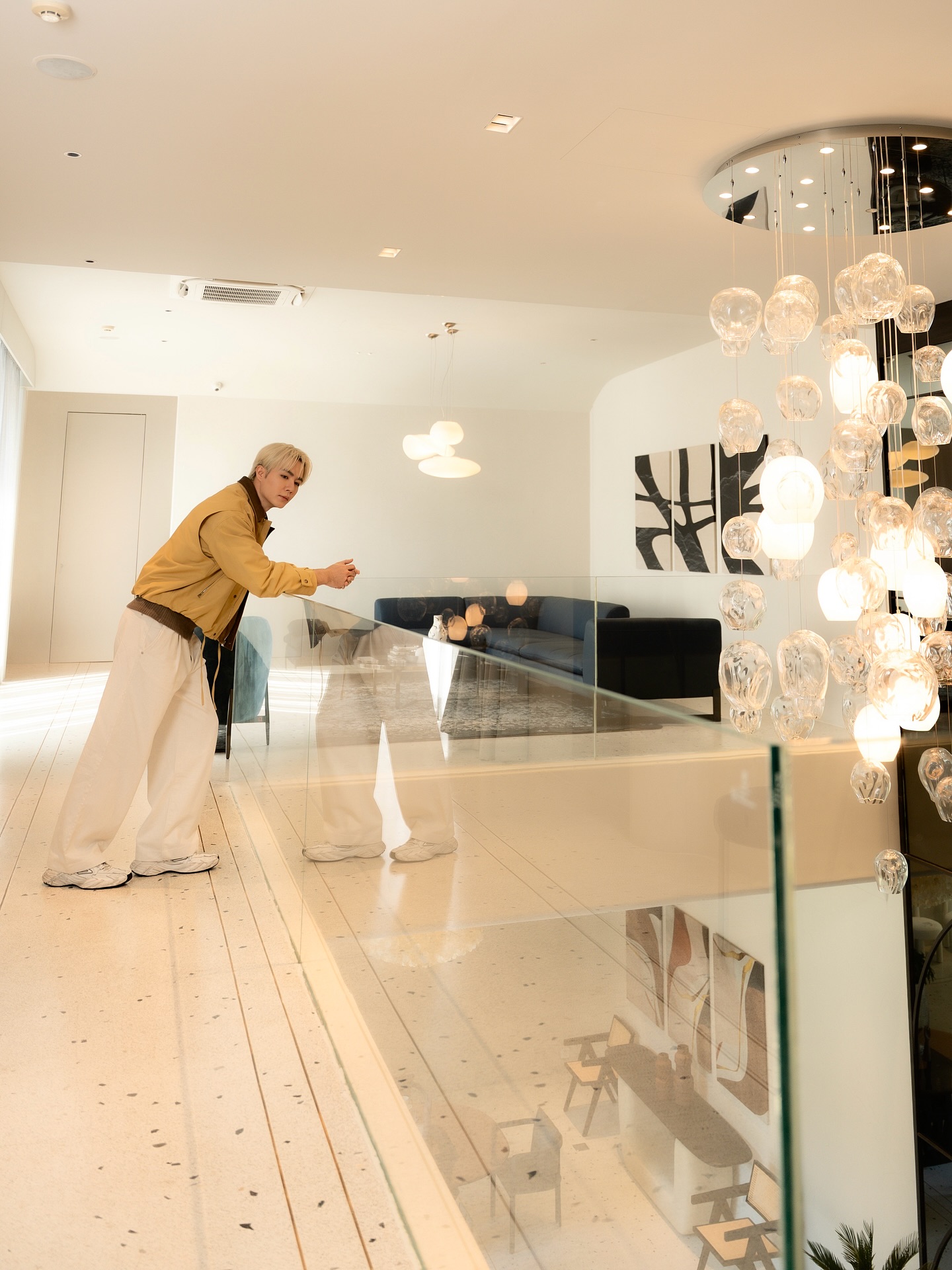 ซี - พฤกษ์ พานิช