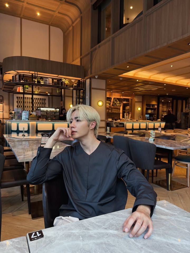 ซี - พฤกษ์ พานิช