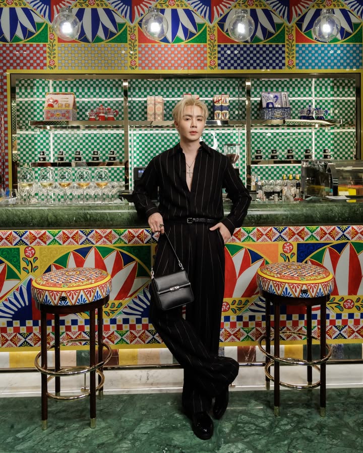 ซี - พฤกษ์ พานิช