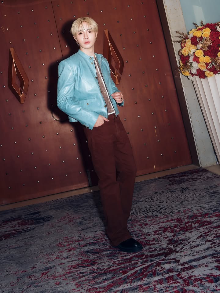 ซี - พฤกษ์ พานิช