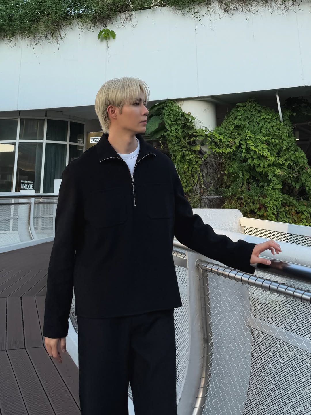 ซี - พฤกษ์ พานิช