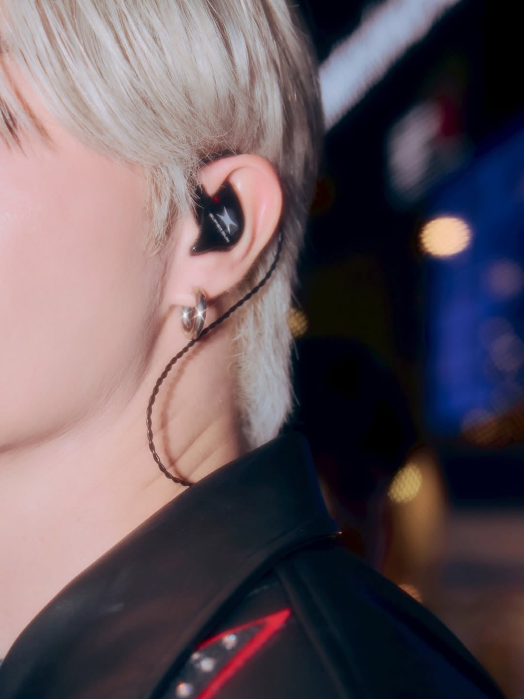 ซี - พฤกษ์ พานิช