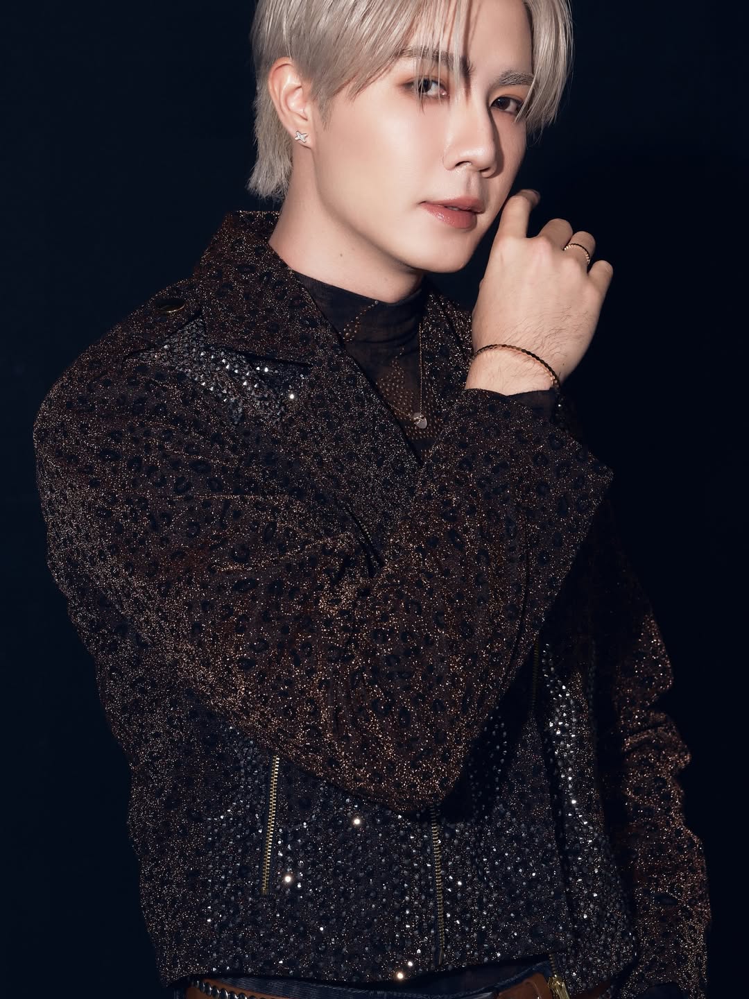 ซี - พฤกษ์ พานิช