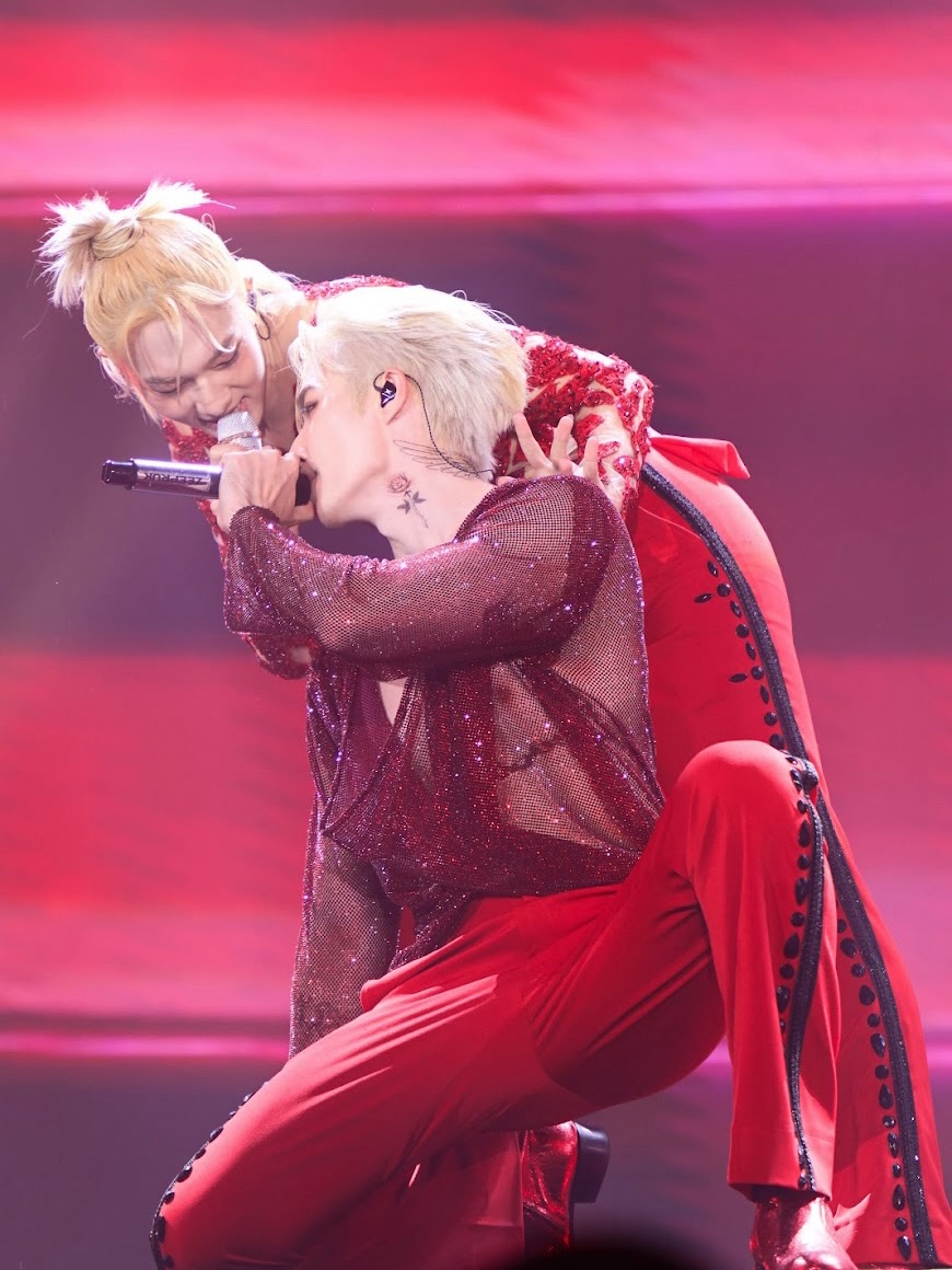 ซี - พฤกษ์ พานิช