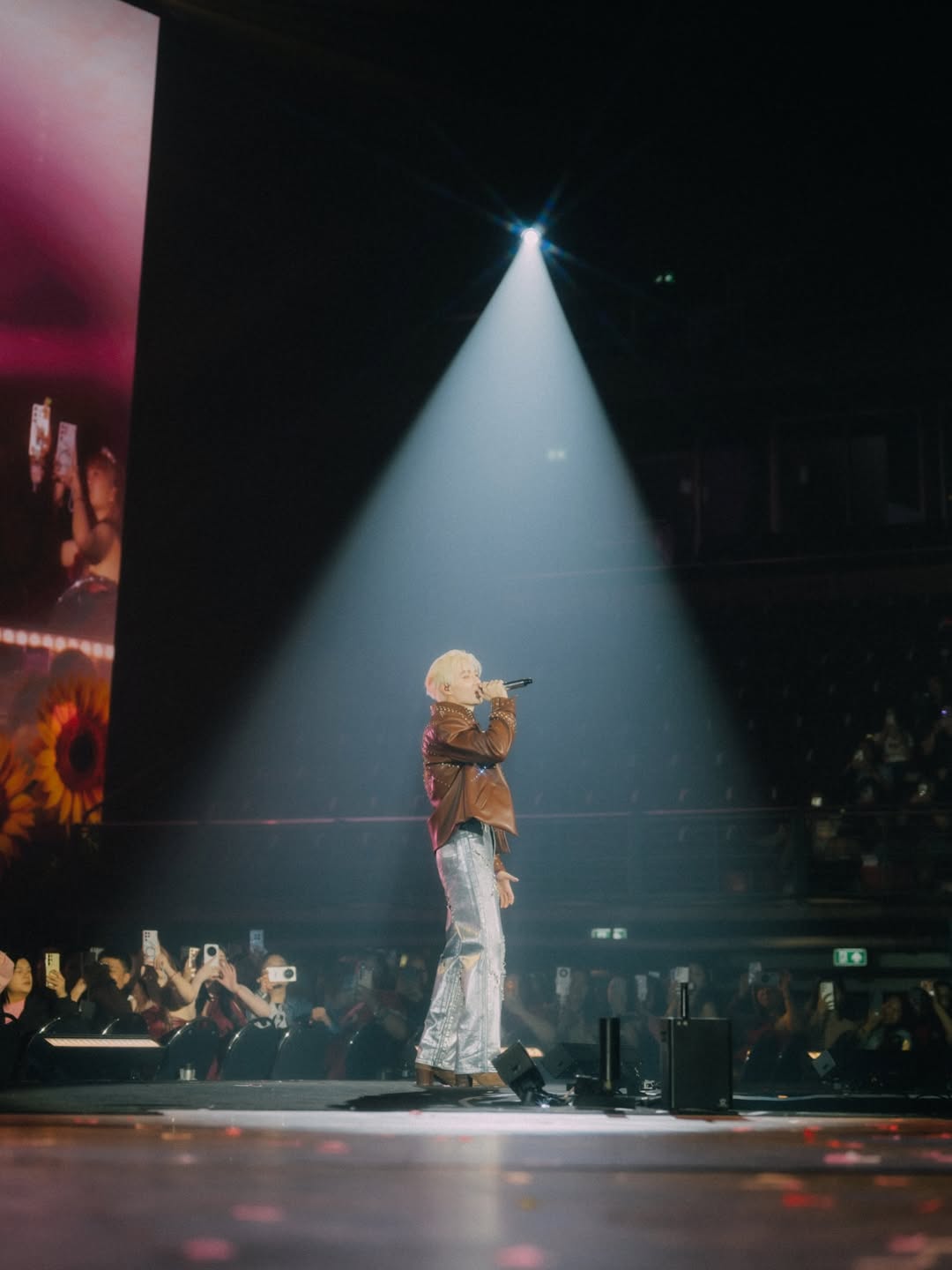 ซี - พฤกษ์ พานิช