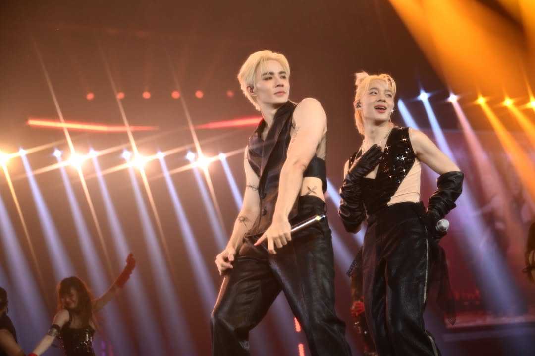 ซี - พฤกษ์ พานิช