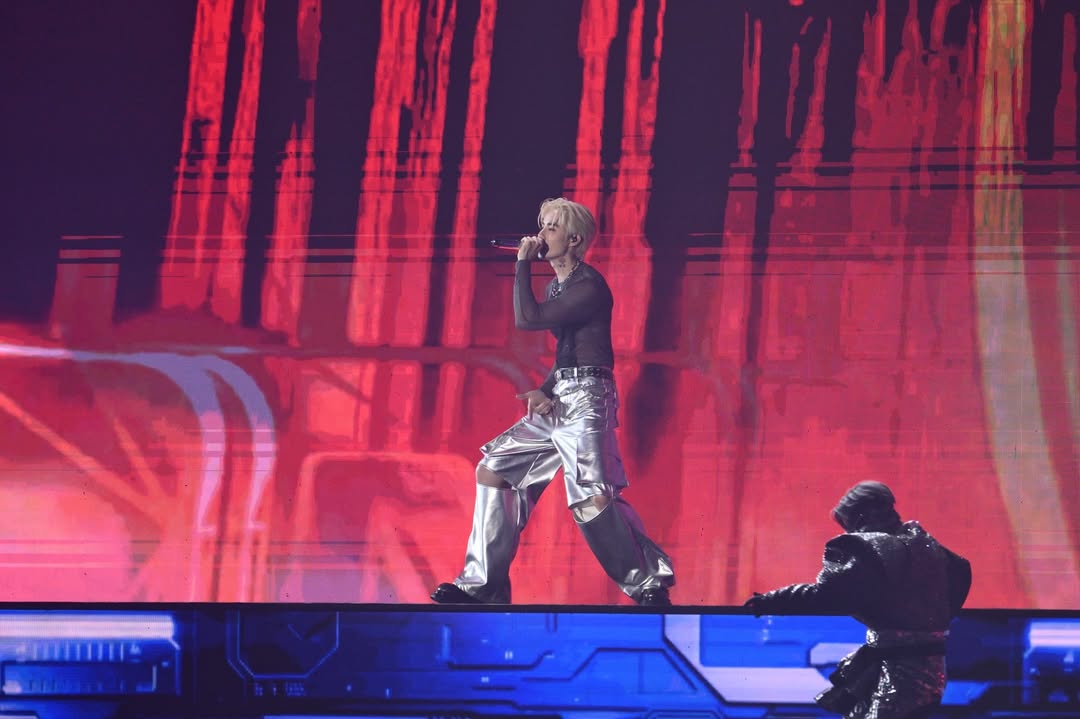 ซี - พฤกษ์ พานิช