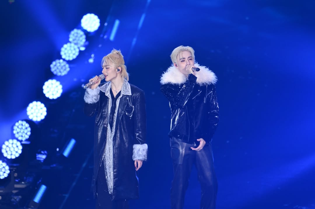 ซี - พฤกษ์ พานิช