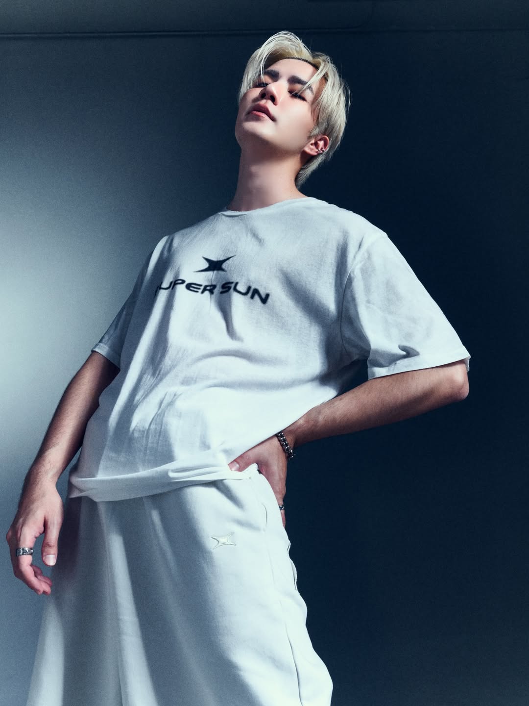 ซี - พฤกษ์ พานิช