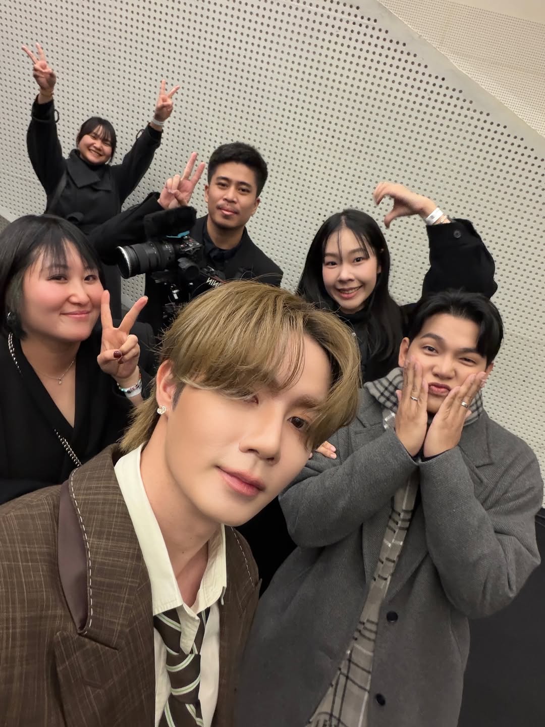 ซี - พฤกษ์ พานิช