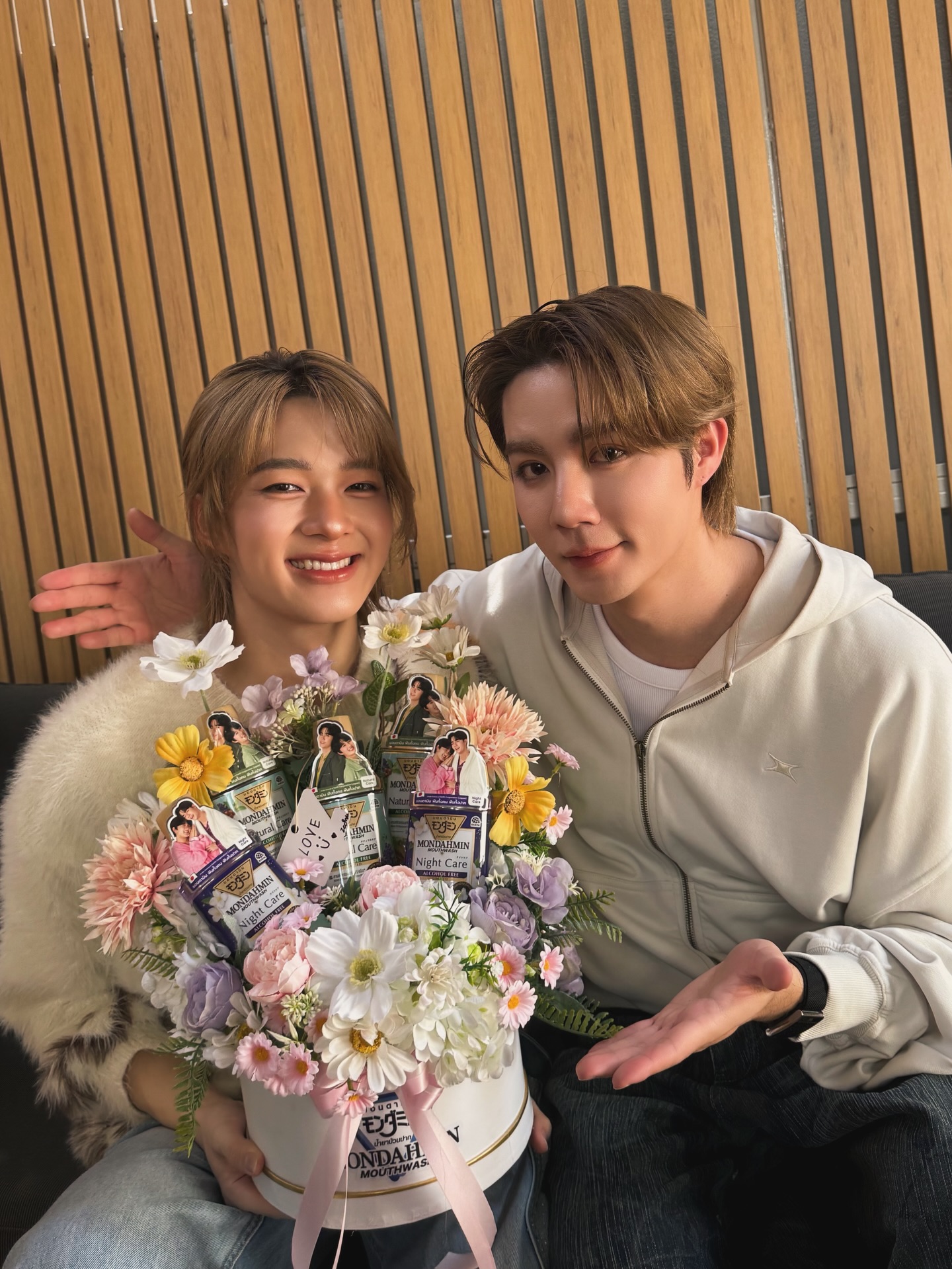 ซี - พฤกษ์ พานิช