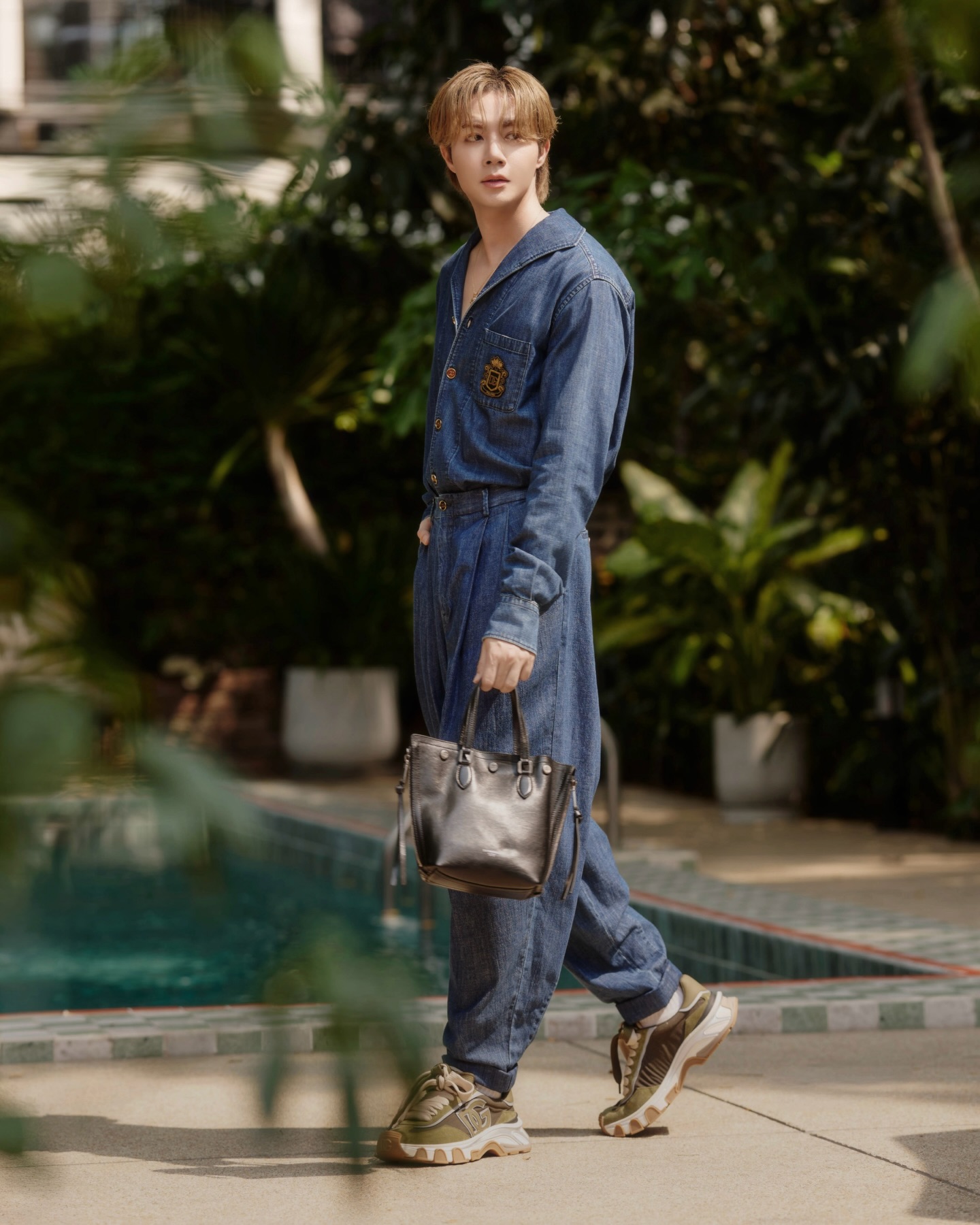 ซี - พฤกษ์ พานิช