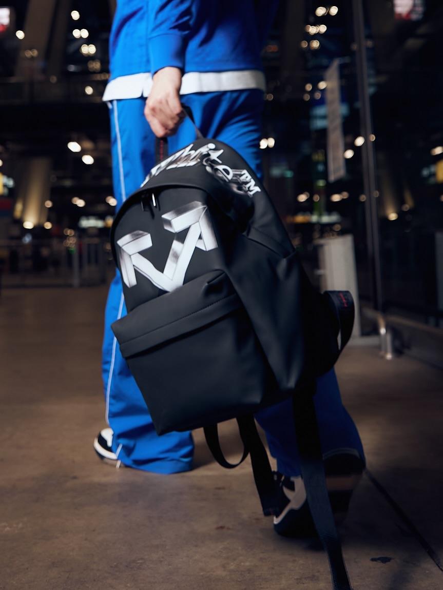 ซี - พฤกษ์ พานิช