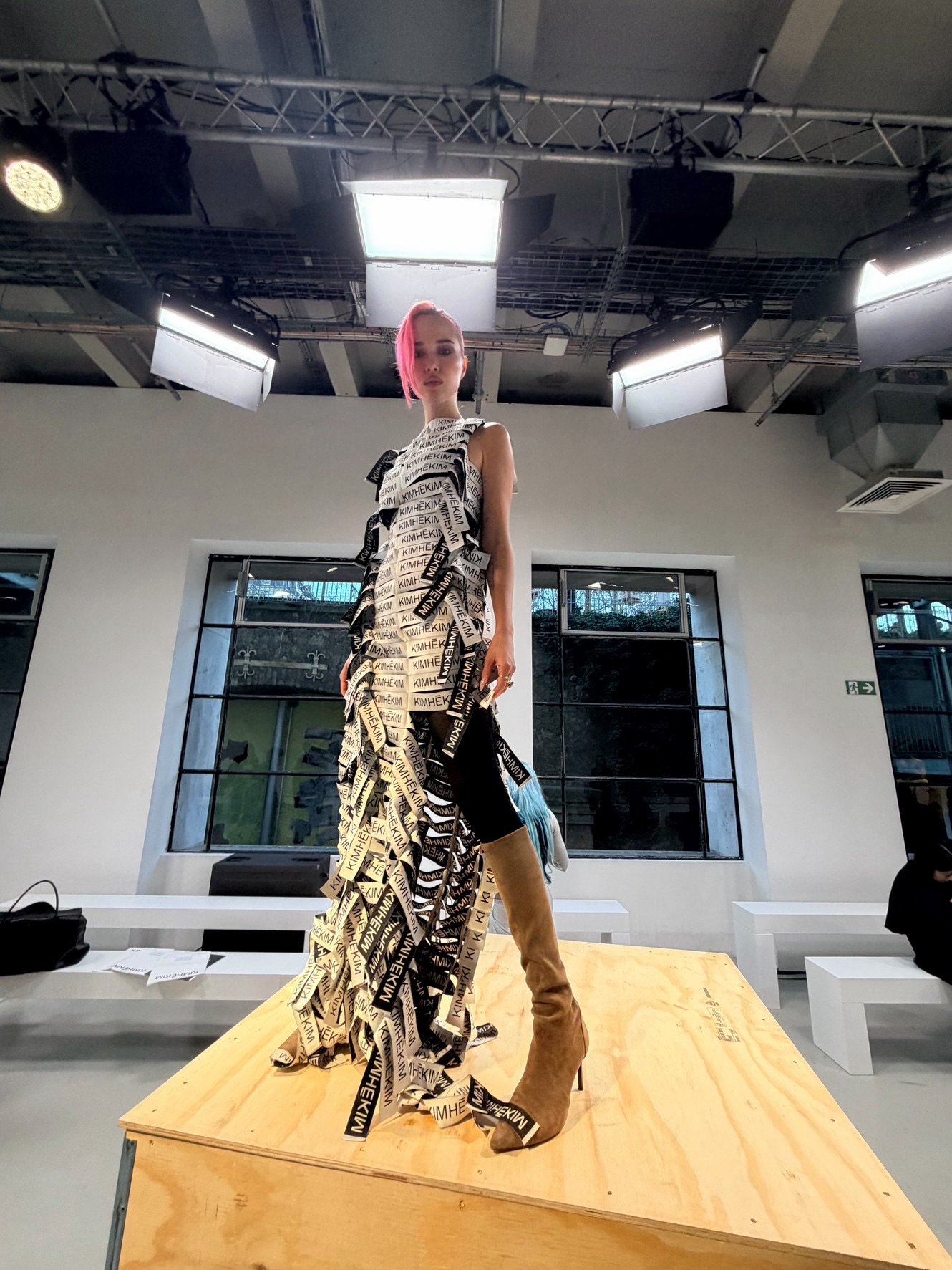 ซี - พฤกษ์ พานิช