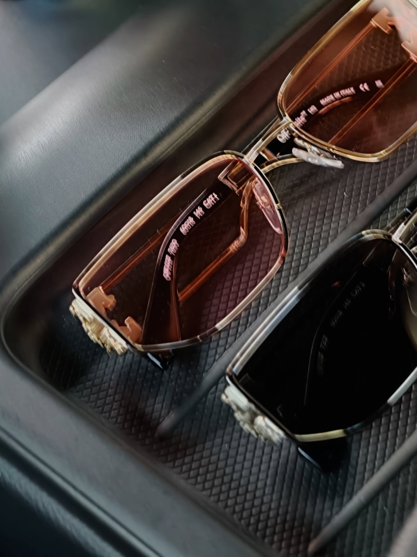 ซี - พฤกษ์ พานิช