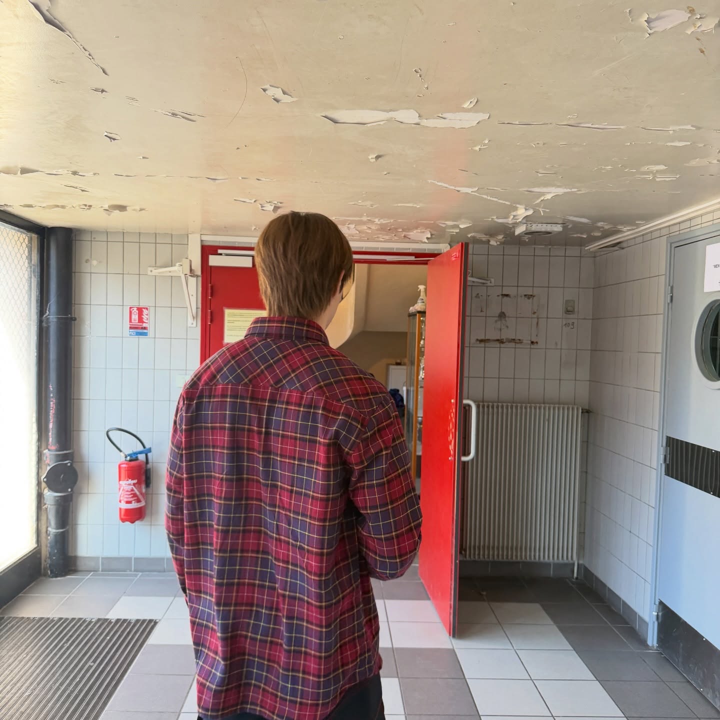 ซี - พฤกษ์ พานิช