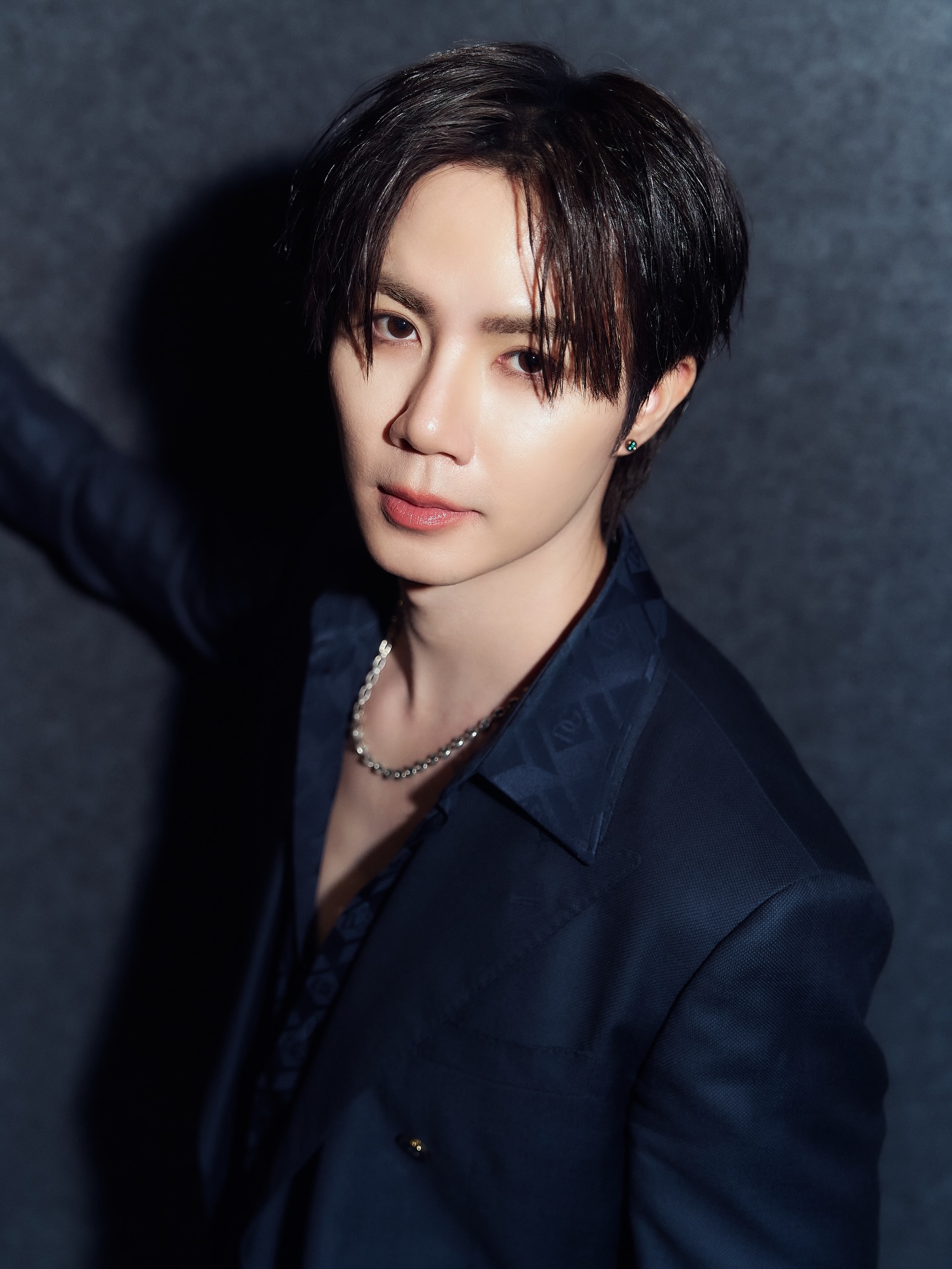 ซี - พฤกษ์ พานิช