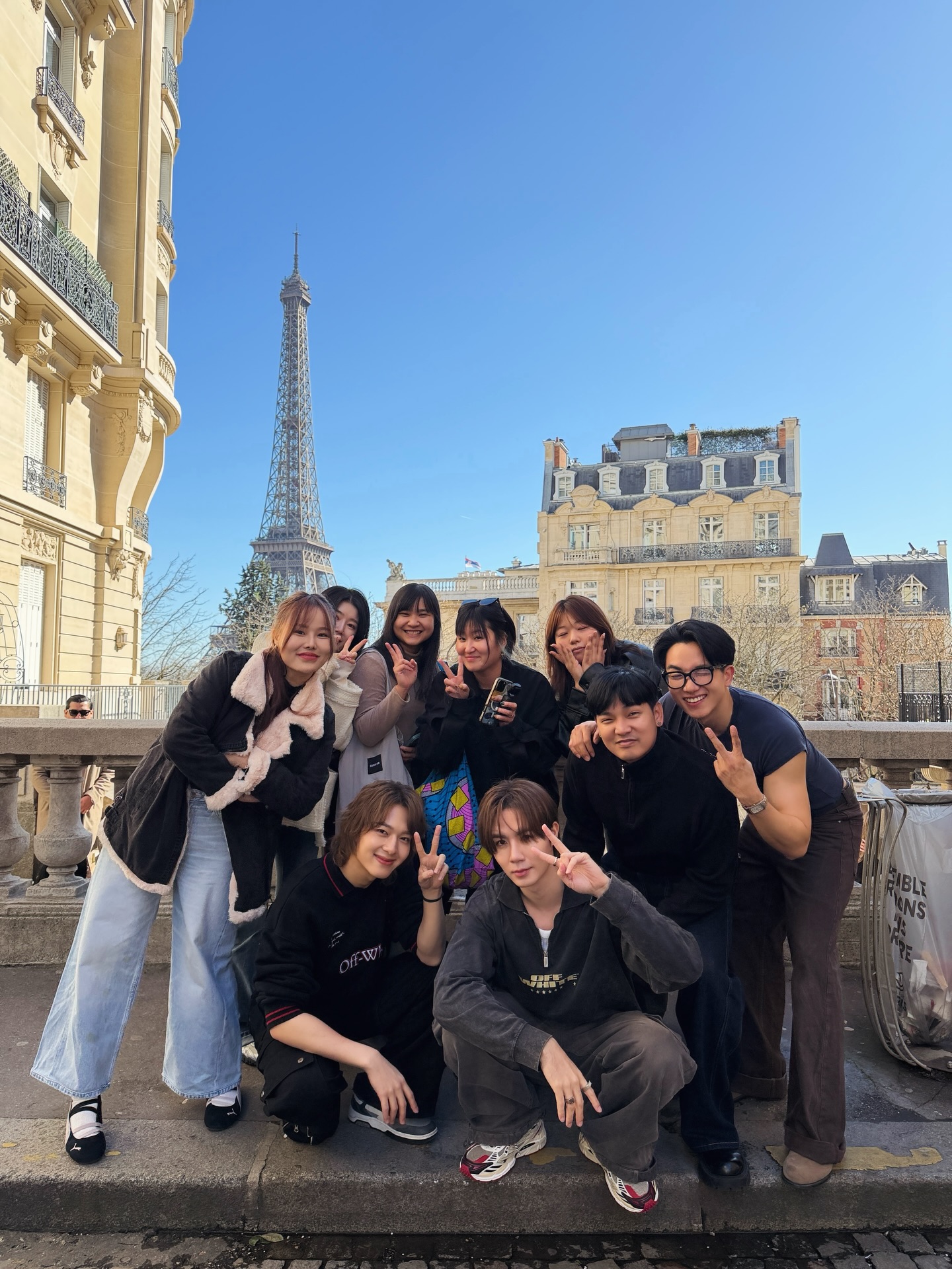 ซี - พฤกษ์ พานิช