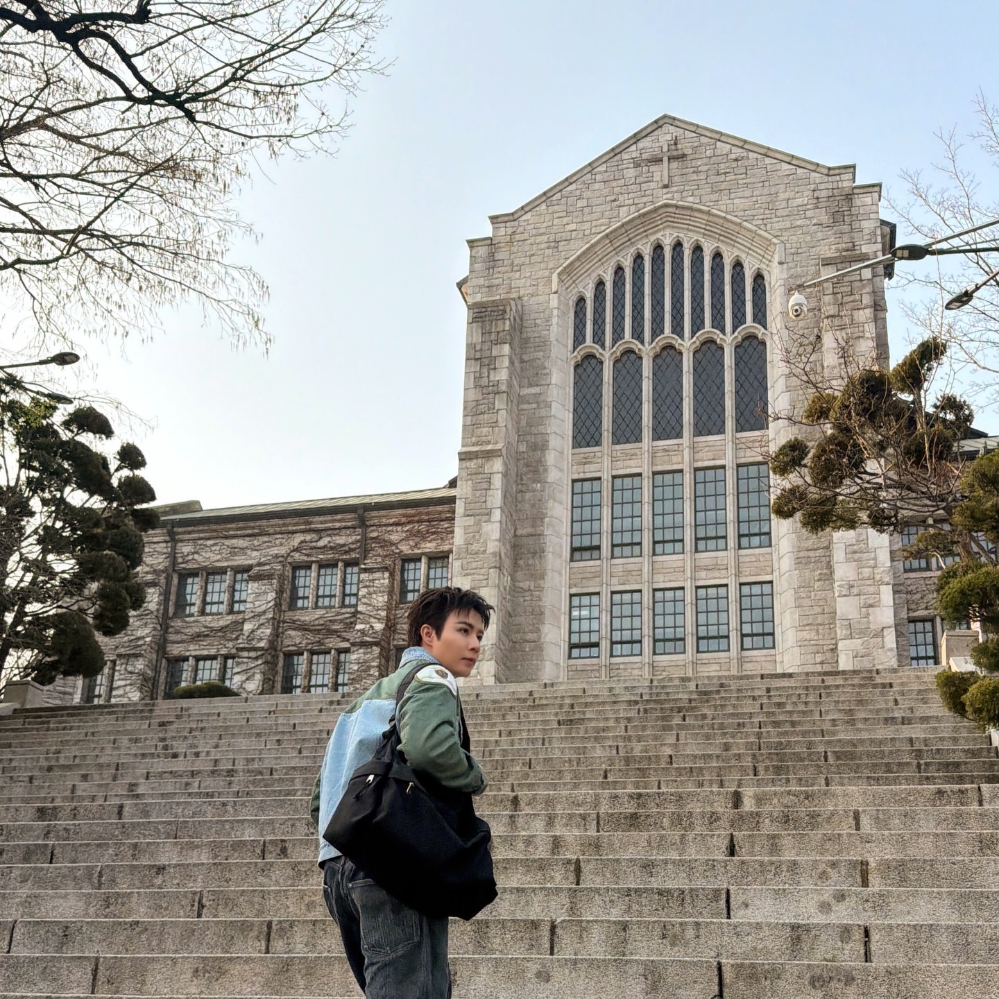 ซี - พฤกษ์ พานิช