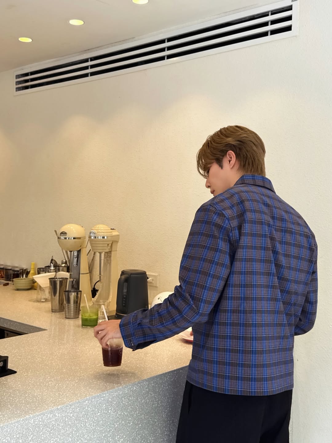 ซี - พฤกษ์ พานิช