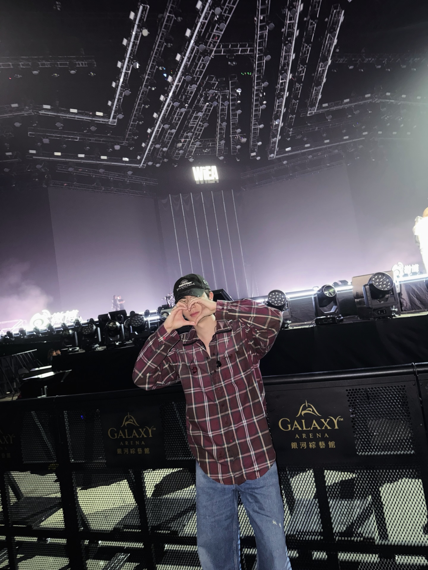 ซี - พฤกษ์ พานิช