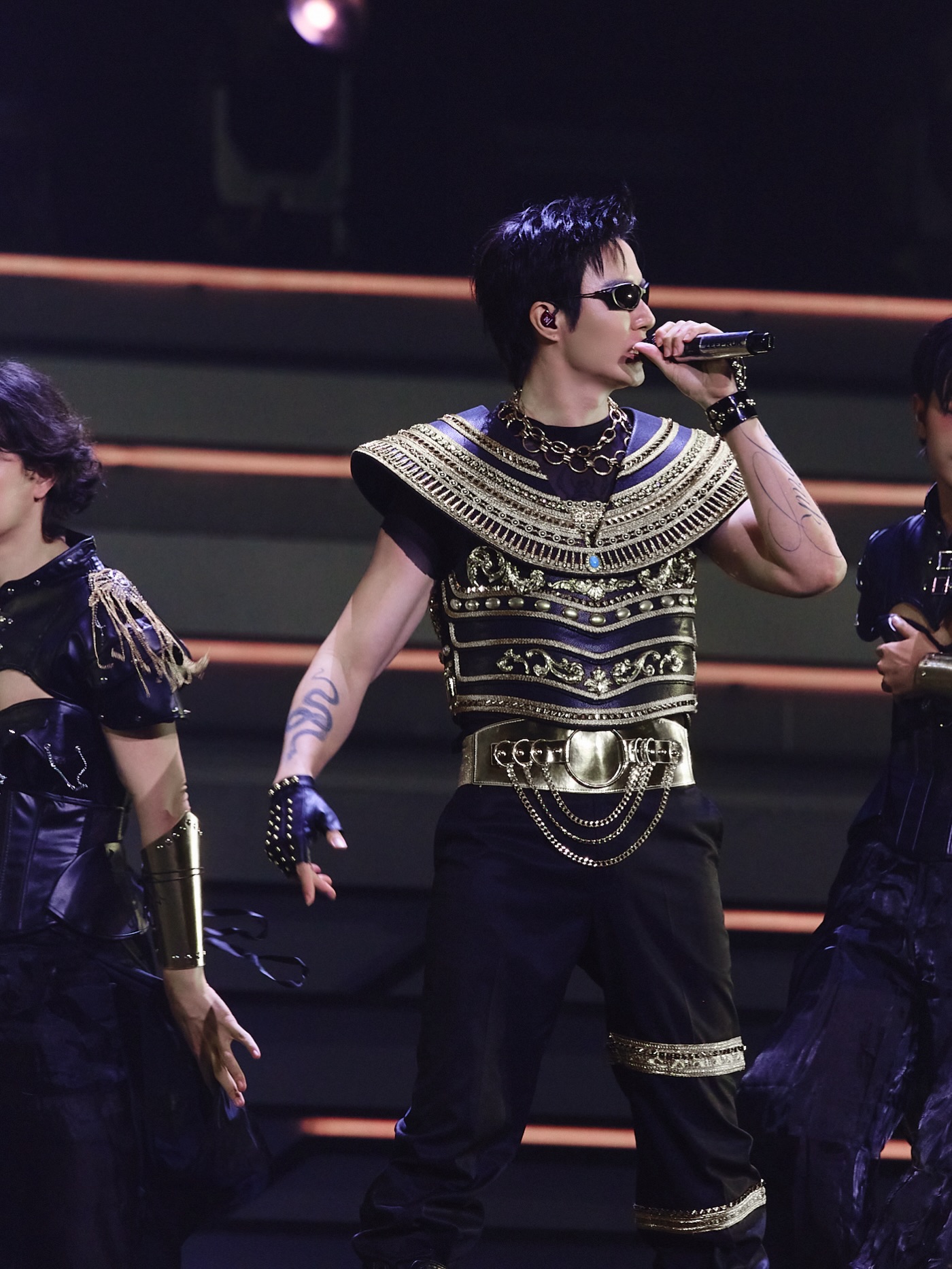 ซี - พฤกษ์ พานิช