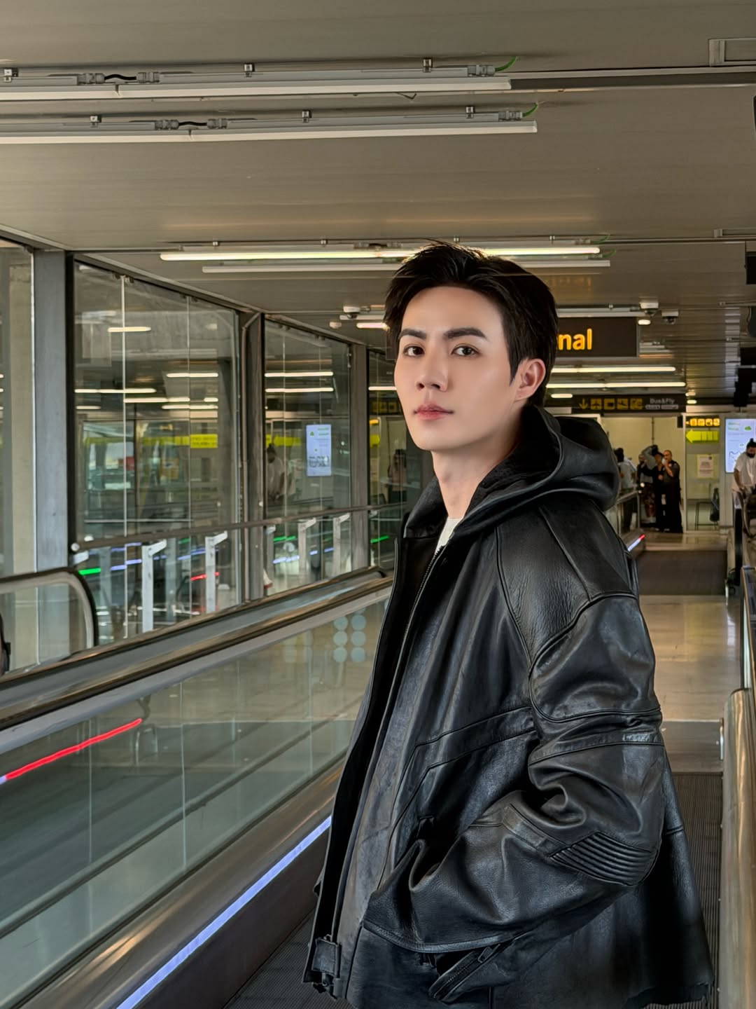 ซี - พฤกษ์ พานิช