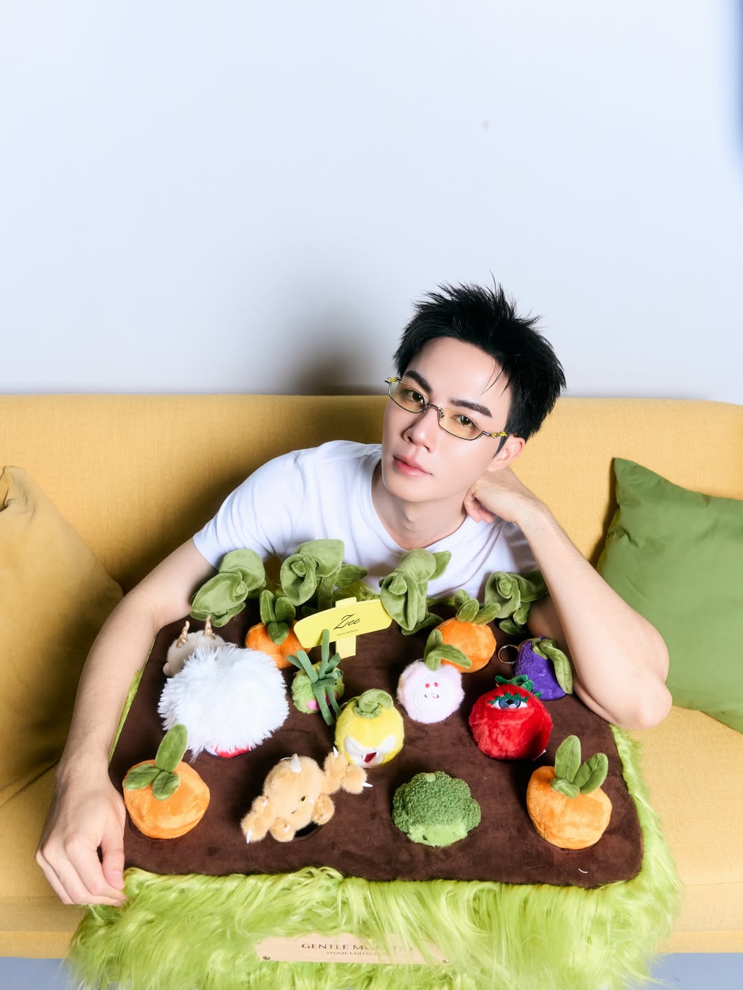 ซี - พฤกษ์ พานิช
