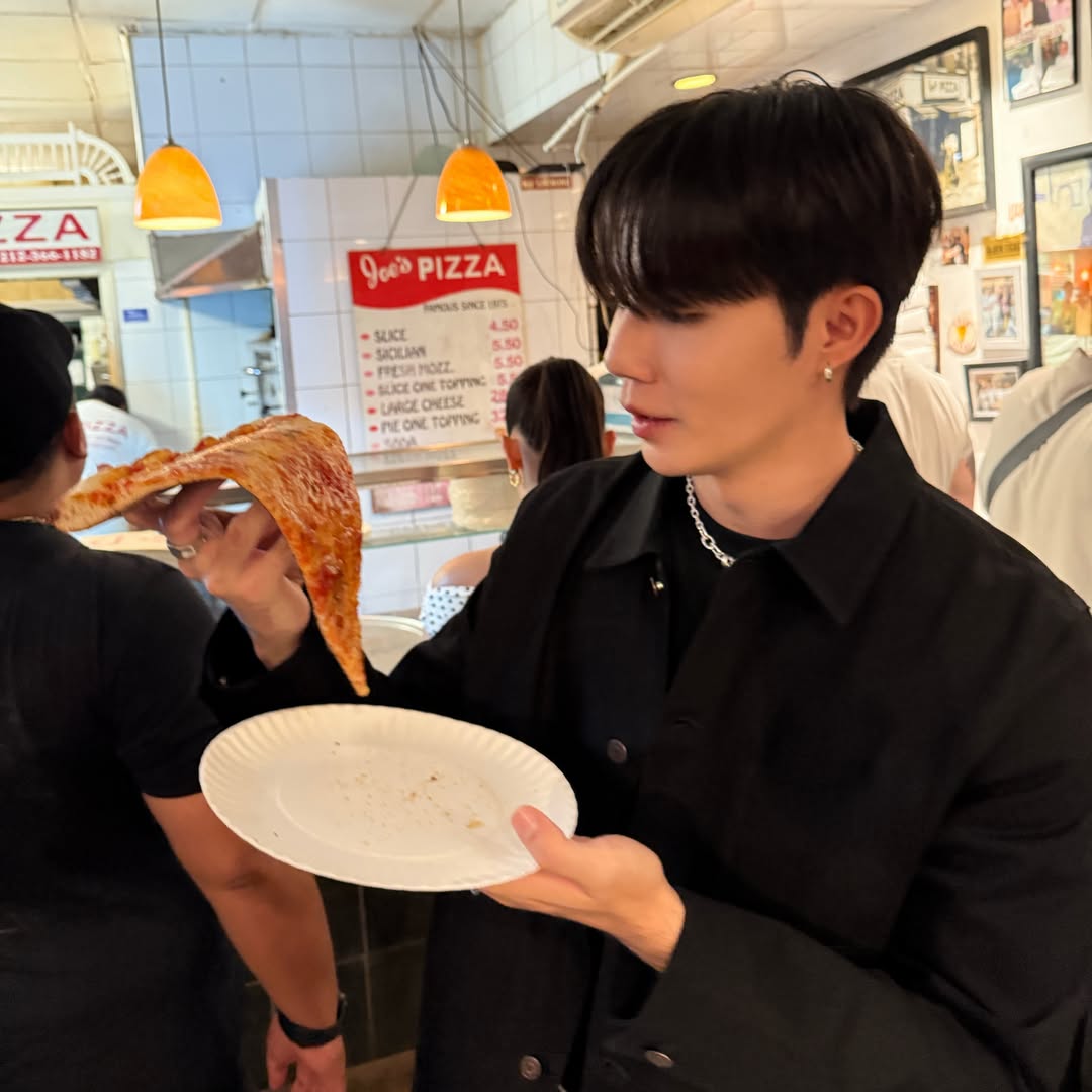 ซี - พฤกษ์ พานิช
