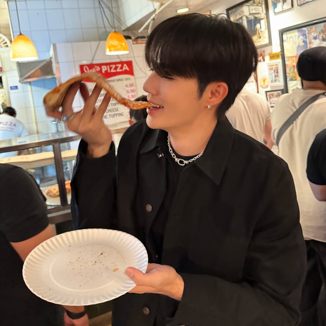 ซี - พฤกษ์ พานิช