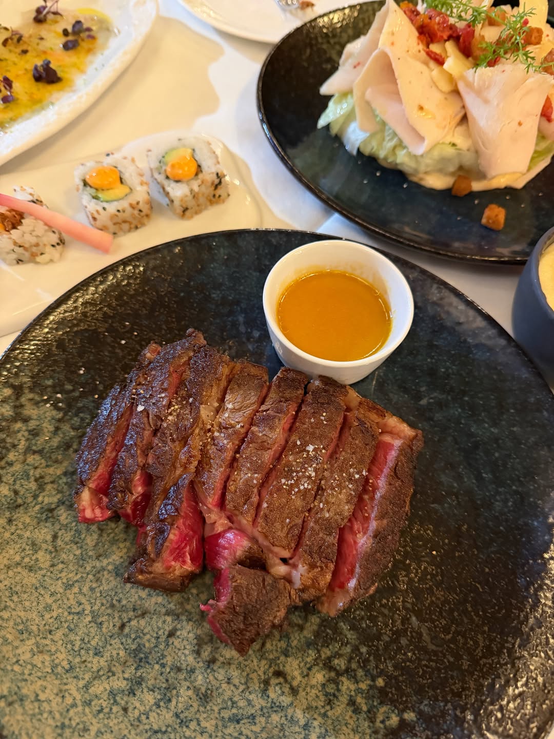 ซี - พฤกษ์ พานิช