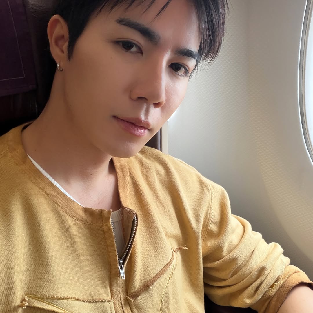 ซี - พฤกษ์ พานิช